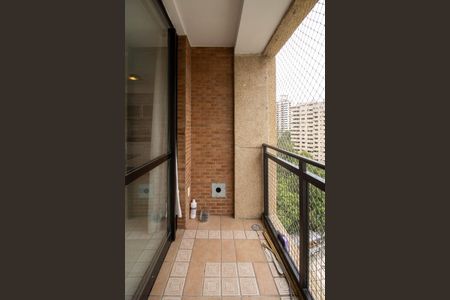 Apartamento para alugar com 2 quartos, 67m² em Vila Suzana, São Paulo