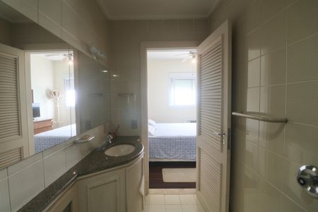 Apartamento para alugar com 262m², 4 quartos e 2 vagasBanheiro Suíte 1