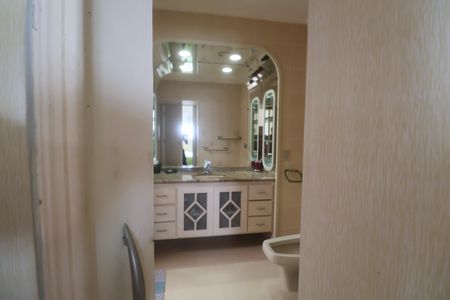 Apartamento para alugar com 262m², 4 quartos e 2 vagasBanheiro Suíte 2