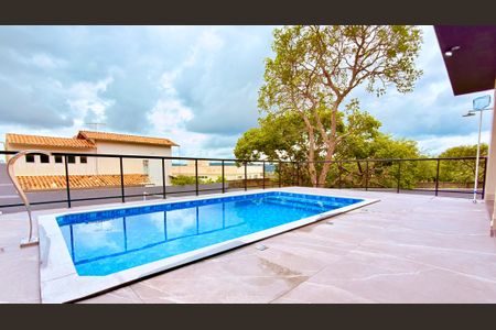 Casa à venda com 572m², 3 quartos e 4 vagasPiscina