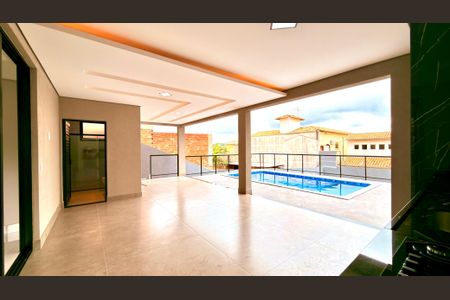 Casa à venda com 572m², 3 quartos e 4 vagasÁrea comum - Churrasqueira