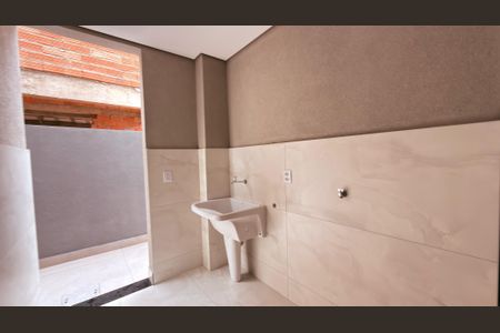 Casa à venda com 572m², 3 quartos e 4 vagasLavanderia (Torneira)