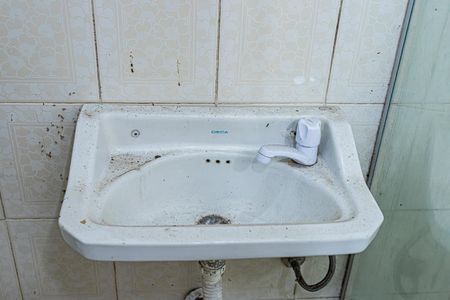 Casa para alugar com 70m², 3 quartos e 1 vagaBanheiro