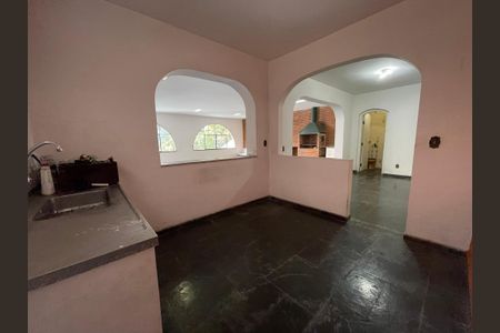 Casa à venda com 398m², 7 quartos e 3 vagasSalão de Festas