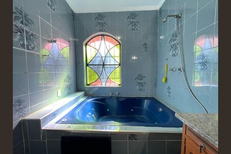 Casa à venda com 398m², 7 quartos e 3 vagasBanheiro 1