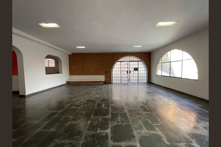 Casa à venda com 398m², 7 quartos e 3 vagasSalão de Festas