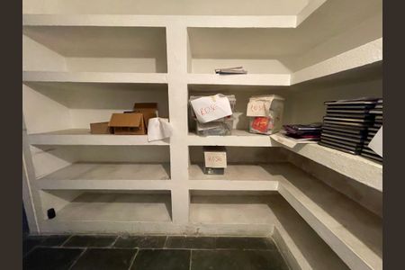 Casa à venda com 398m², 7 quartos e 3 vagasAdega de vinhos