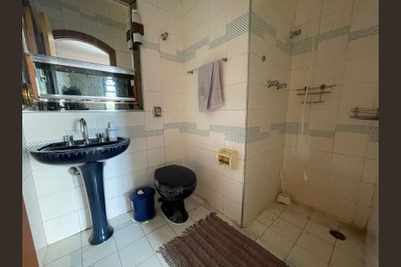 Casa à venda com 398m², 7 quartos e 3 vagasBanheiro 2