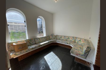 Casa à venda com 398m², 7 quartos e 3 vagasSala