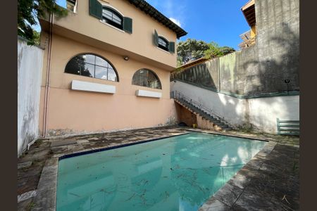 Casa à venda com 398m², 7 quartos e 3 vagasPiscina