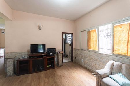 Casa à venda com 333m², 5 quartos e 3 vagasSala