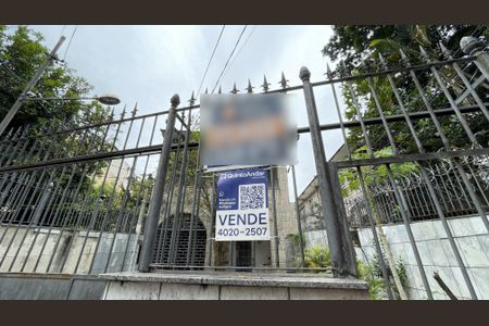 Casa à venda com 333m², 5 quartos e 3 vagasPlaquinha