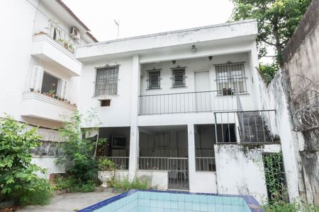 Casa à venda com 333m², 5 quartos e 3 vagasEdícula