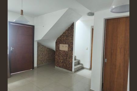 Casa à venda com 3 quartos, 120m² em Copacabana, Belo Horizonte