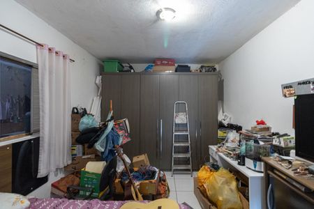 Casa à venda com 100m², 3 quartos e 3 vagasEdícula - Quarto