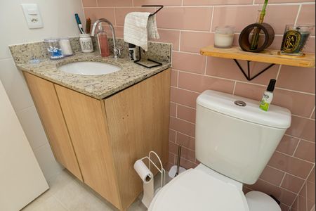 Apartamento para alugar com 32m², 1 quarto e sem vagaBanheiro da Suíte