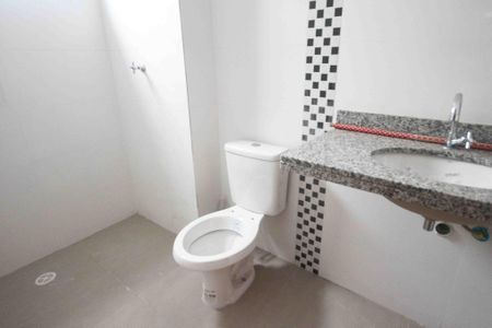 Apartamento à venda com 45m², 2 quartos e sem vaga Apartamento à venda com 45m², 2 quartos e sem vagaBanheiro