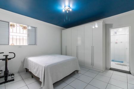 Casa à venda com 190m², 2 quartos e 3 vagas Casa à venda com 190m², 2 quartos e 3 vagasSuíte