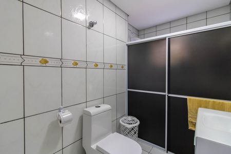 Casa à venda com 190m², 2 quartos e 3 vagas Casa à venda com 190m², 2 quartos e 3 vagasBanheiro