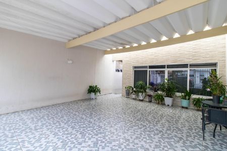 Casa à venda com 190m², 2 quartos e 3 vagas Casa à venda com 190m², 2 quartos e 3 vagasAcademia