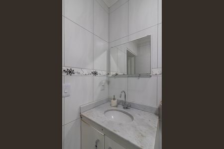 Casa à venda com 190m², 2 quartos e 3 vagas Casa à venda com 190m², 2 quartos e 3 vagasBanheiro