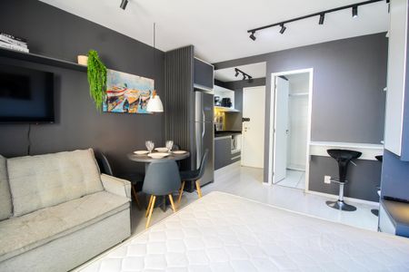Studio para alugar com 28m², 1 quarto e sem vaga Studio para alugar com 28m², 1 quarto e sem vagaSala/Quarto