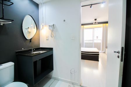 Studio para alugar com 28m², 1 quarto e sem vaga Studio para alugar com 28m², 1 quarto e sem vagaBanheiro