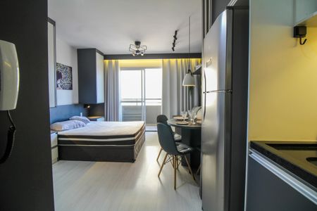 Studio para alugar com 28m², 1 quarto e sem vaga Studio para alugar com 28m², 1 quarto e sem vagaSala/Quarto
