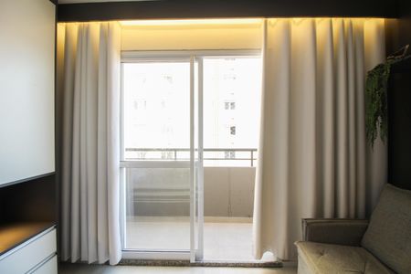 Studio para alugar com 28m², 1 quarto e sem vaga Studio para alugar com 28m², 1 quarto e sem vagaSala/Quarto