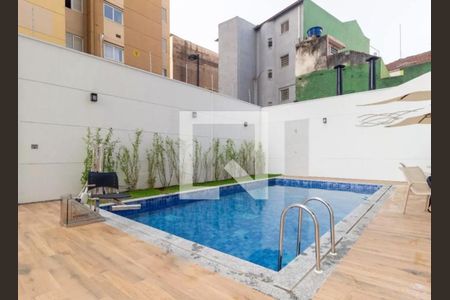 Studio para alugar com 28m², 1 quarto e sem vaga Studio para alugar com 28m², 1 quarto e sem vagaÁrea comum - Piscina