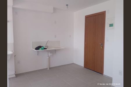 Cozinha de apartamento para alugar com 2 quartos, 40m² em Anchieta, Nilópolis