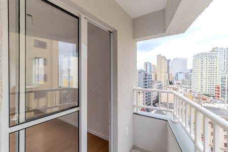 Studio à venda com 24m², 1 quarto e sem vaga Studio à venda com 24m², 1 quarto e sem vagaVaranda