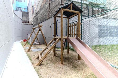 Studio à venda com 24m², 1 quarto e sem vaga Studio à venda com 24m², 1 quarto e sem vagaPlayground