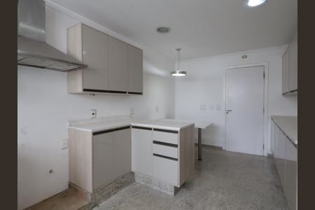 Apartamento para alugar com 300m², 4 quartos e 4 vagasCozinha
