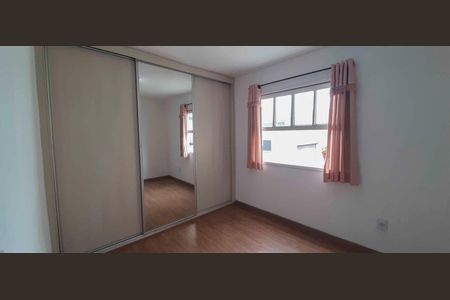 Casa de condomínio para alugar com 116m², 2 quartos e 2 vagasQuarto 2