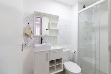 Banheiro de apartamento à venda com 1 quarto, 24m² em Vila Butantã, São Paulo