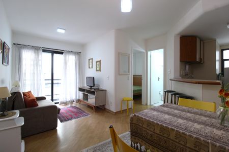 Sala de apartamento à venda com 1 quarto, 34m² em Vila Nova Conceição, São Paulo