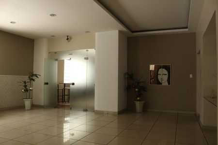 Apartamento para alugar com 165m², 4 quartos e 1 vagaFachada e portaria