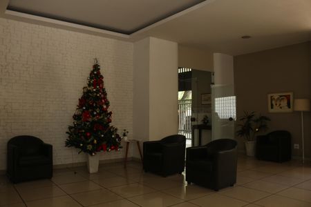 Apartamento para alugar com 165m², 4 quartos e 1 vagaFachada e portaria