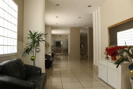 Apartamento para alugar com 165m², 4 quartos e 1 vagaFachada e portaria