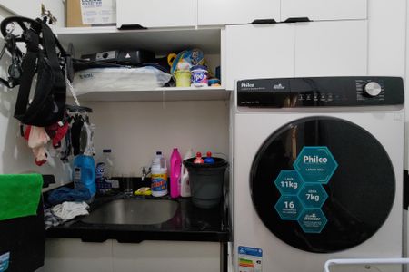 Apartamento para alugar com 165m², 4 quartos e 1 vagaÁrea de Serviço