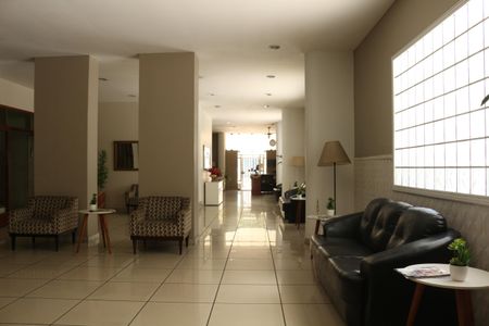 Apartamento para alugar com 165m², 4 quartos e 1 vagaFachada e portaria