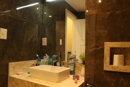 Apartamento para alugar com 165m², 4 quartos e 1 vagaLavabo