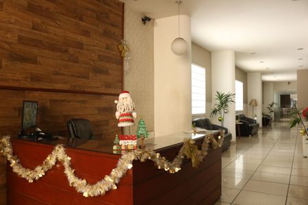 Apartamento para alugar com 165m², 4 quartos e 1 vagaFachada e portaria