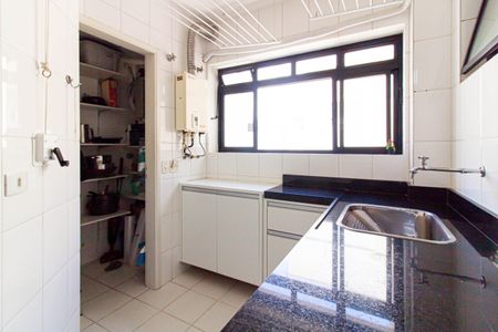 Apartamento à venda com 71m², 3 quartos e 1 vaga Apartamento à venda com 71m², 3 quartos e 1 vagaÁrea de Serviço