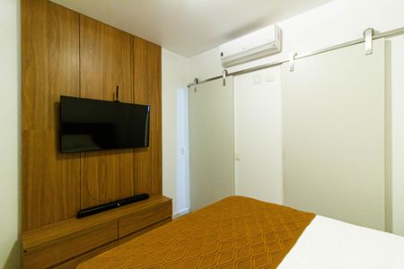 Apartamento à venda com 71m², 3 quartos e 1 vaga Apartamento à venda com 71m², 3 quartos e 1 vagaSuíte