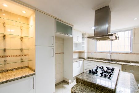 Casa à venda com 350m², 5 quartos e 2 vagasCozinha