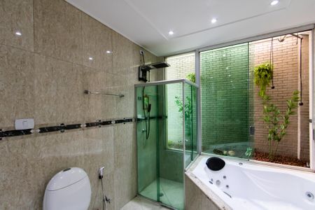 Casa à venda com 350m², 5 quartos e 2 vagasBanheiro da Suíte