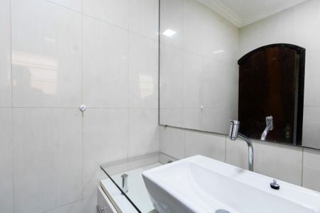 Casa à venda com 350m², 5 quartos e 2 vagasLavabo