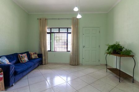 Casa à venda com 150m², 3 quartos e sem vagaSala
